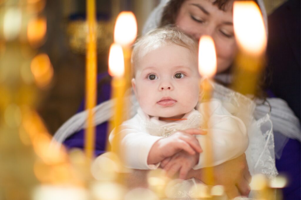 Powitanie dziecka w rodzinie, chrzest świecki, bez księdza, chrzest poza kościołem, ceremonia symboliczna, ceremonia humanistyczna, celebrantka, Mistrz Ceremonii